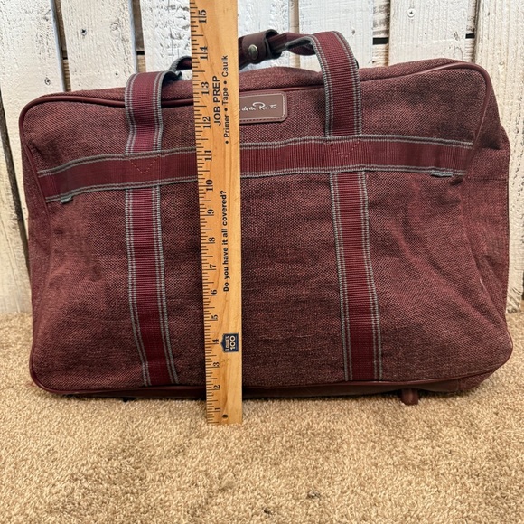 UNAVAILABLE -VTG Oscar De La Renta 3pc Soft Sided Luggage - Picture 9 of 11